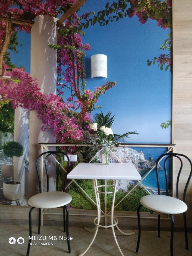 Студия На Французском Бульваре 36 Kharkiv Bagian luar foto